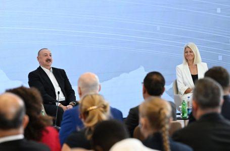 “Ermənistan Zəngəzur dəhlizi ilə bağlı prosesi bundan sonra da bloklasa, onun tranzit ölkəyə çevrilmək şansı sıfra yaxınlaşır”-İLHAM ƏLİYEV – FOTOLAR – YENİLƏNİB – (3)