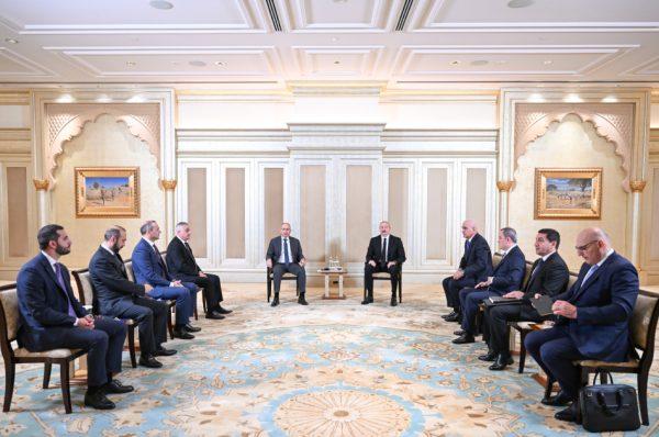 Əliyev-Paşinyan görüşü-BAŞA ÇATDI – FOTOLAR – YENİLƏNİB – (1)
